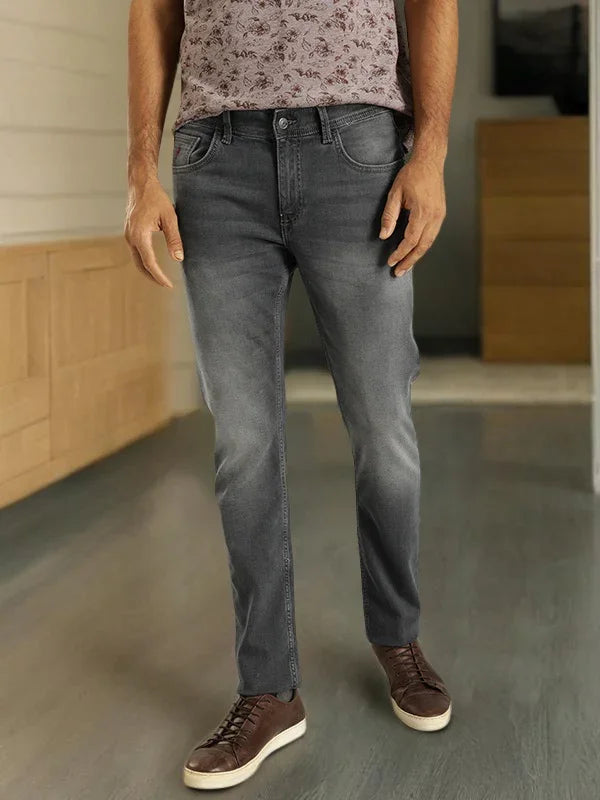 Men Trenton Fit Stretchable Jeans - Main Image