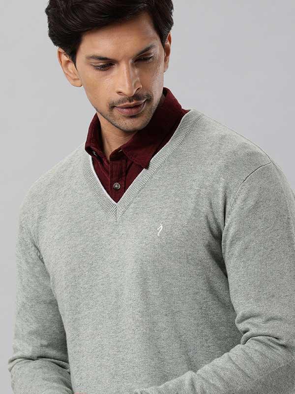 Men Solid Full Sleeve V-Neck Sweater