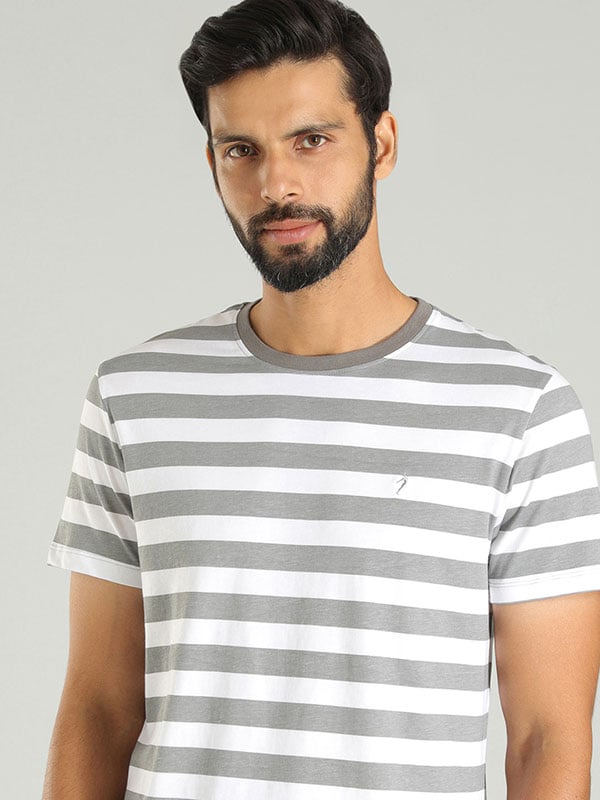 Striped t shirt mens india discount