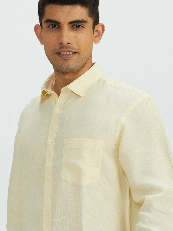Lt Yellow