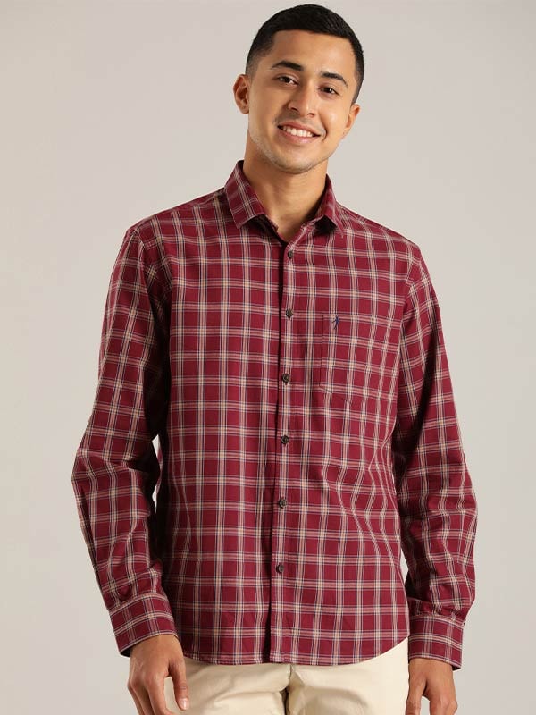 Maroon