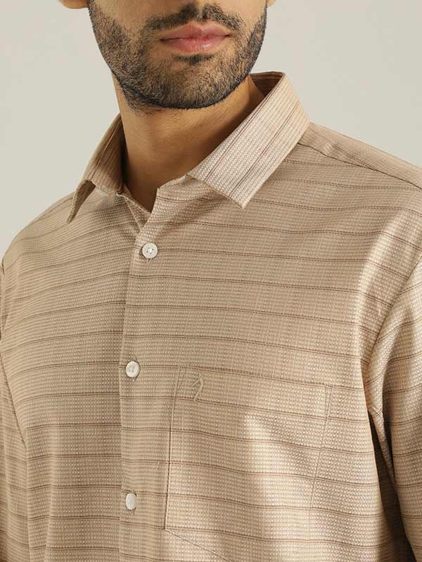 Light Khaki