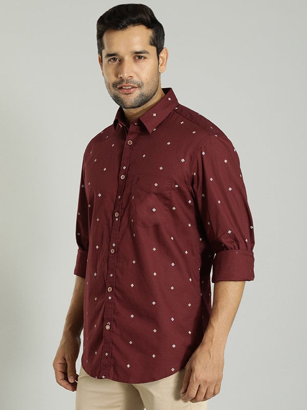 Maroon