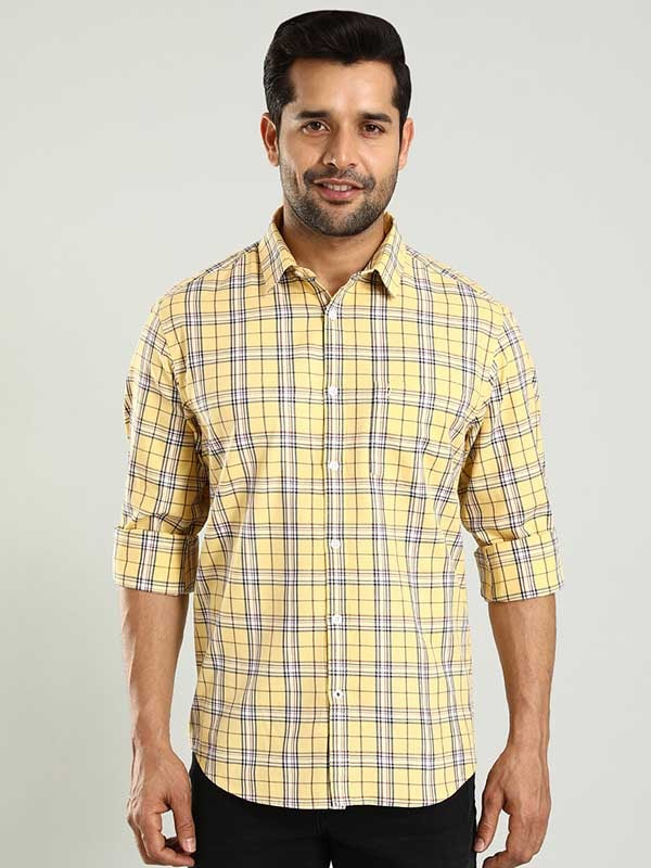 Light Yellow