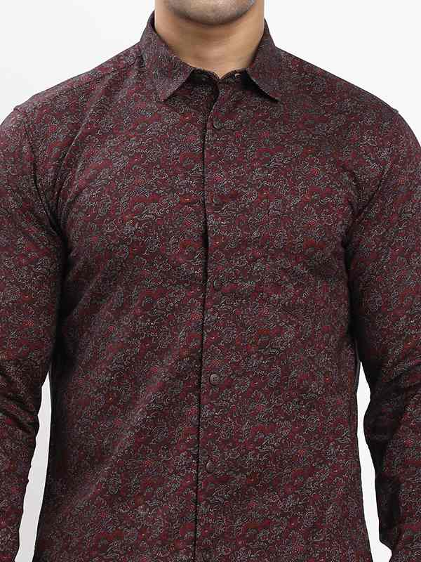 Maroon