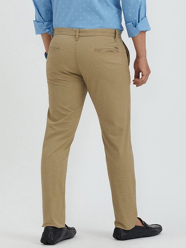 Buy Indian Terrain Solid Polyester Blend Slim Fit Mens Casual Trousers  (Beige, 30) at Amazon.in