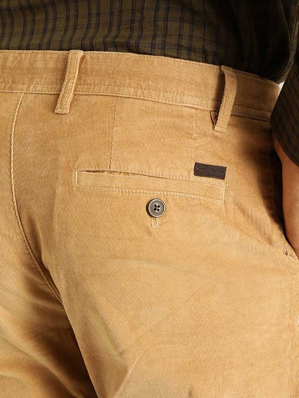 Light Khaki