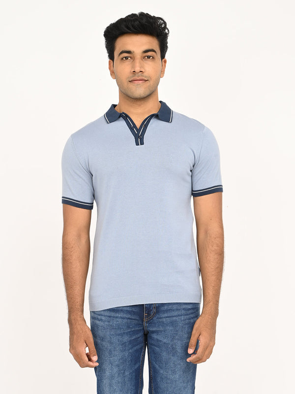 Solid Polo T-Shirt with Jeans